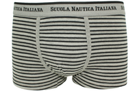 Perché conquistano:
✅ Stile versatile: Le strisce verticali slancianti creano un look fashion sotto ogni outfit
✅ Moda intelligente: Mutande uomo fashion con dettagli nautici per un'estate chic
✅ Garanzia qualità: Cotone 100% anallergico e traspirante contro il caldo
✅ Vestibilità perfetta: Elasticità 
