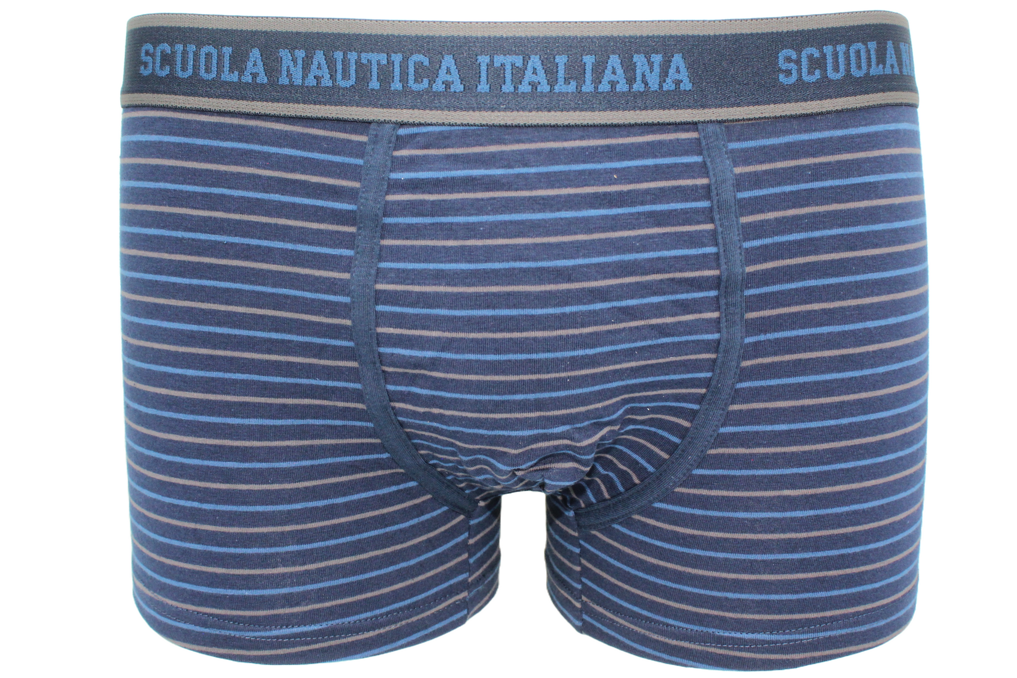 Regalo Estivo Perfetto con Stile Marinaresco! Scopri la collezione esclusiva di boxer da uomo Scuola Nautica Italiana: 6 boxer uomo in 100% cotone nella nuova fantasia a strisce nei toni nero, grigio e blu. Un mix perfetto tra design ricercato e comfort tecnicoper un Intimo Uomo che unisce moda e funzionalità.

Caratteristiche iconiche:  Logo di prestigio: Vita elasticizzata con il distintivo "Scuola Nautica Italiana"ricamato,  Fantasia estiva: Boxer uomo fantasia in pure cotone con strisce marine