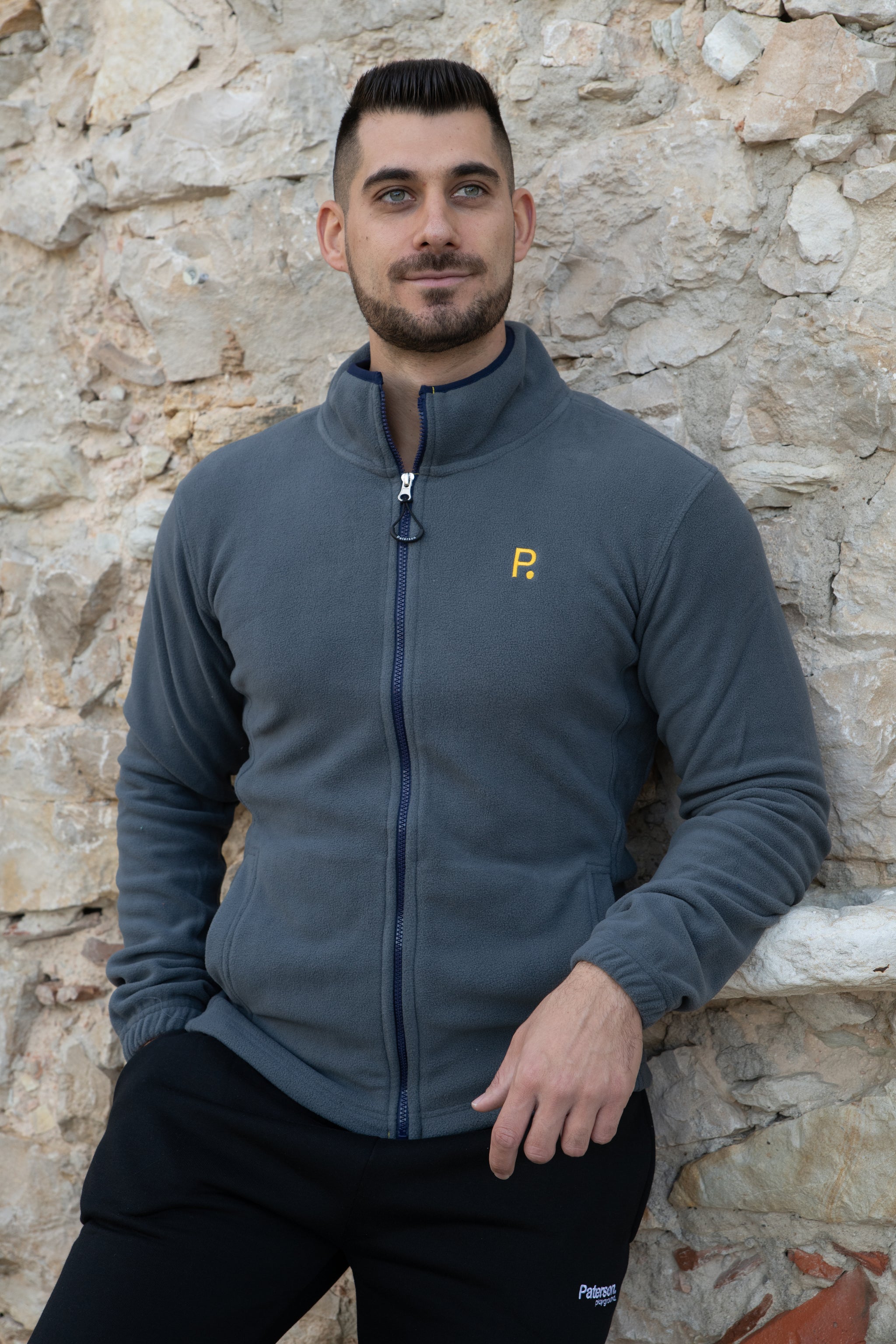 Maglia con zip da uomo in tessuto pile - PATM12