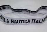 Slip Uomo Trasparente: Per Chi Ama Distinguersi

Per chi desidera un pizzico di originalità nel proprio abbigliamento intimo, gli slip uomo trasparente sono un'ottima scelta. Questi slip non solo aggiungono un tocco di sensualità, ma sono anche ideali per chi cerca capi d'intimo unici e accattivanti. La loro vestibilità, caratterizzata da gambe leggermente lunghe e una sgambatura rifinita, assicura comfort e fascino.