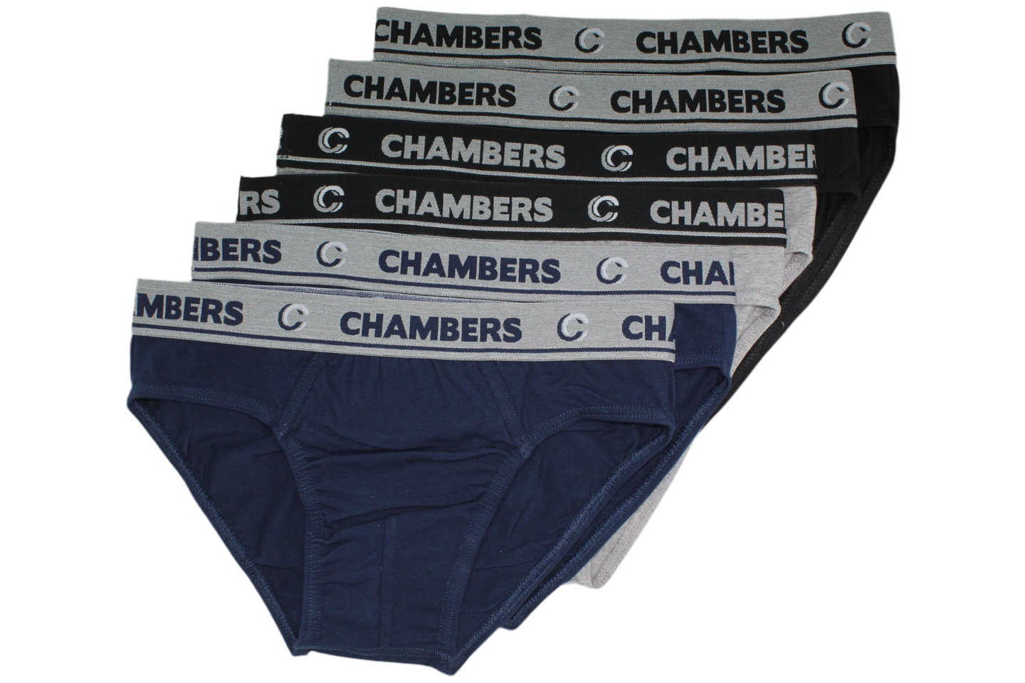 Il comfort e lo stile dei nostri slip uomo, progettati per offrire il massimo del benessere nell'abbigliamento intimo uomo quotidiano. Realizzati in cotone elasticizzato, questi mutande uomo vantano un tessuto morbido e liscio che si adatta perfettamente al corpo. Grazie alle loro proprietà traspiranti, assicurano una freschezza duratura durante l'arco della giornata. 