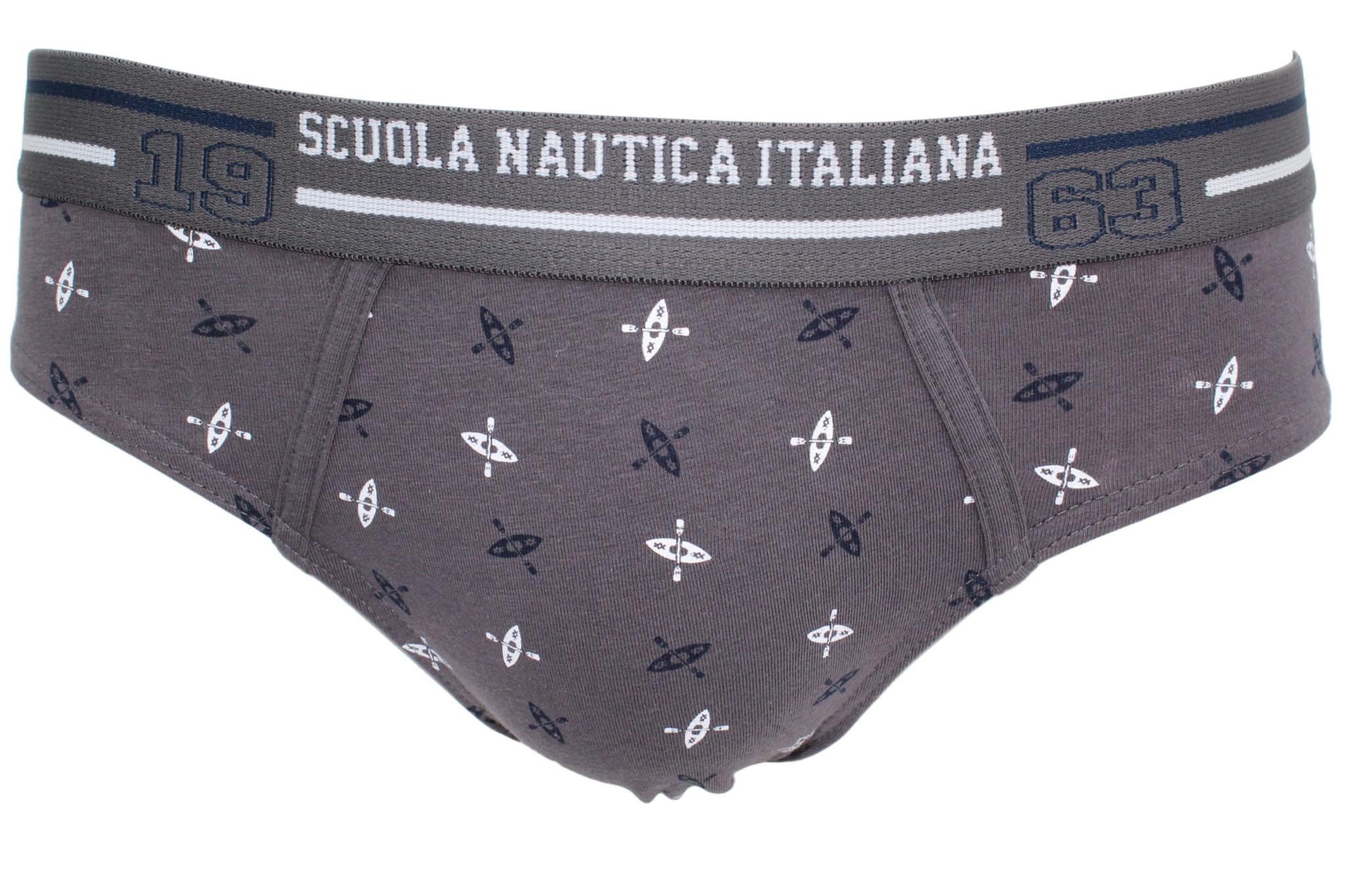 Presso la Scuola Nautica Italiana, offriamo una vasta gamma di slip uomo in cotone di alta qualità, tra cui slip uomo fantasia, migliori mutande uomo, mutande uomo cotone elasticizzato e slip da uomo intimi in cotone. Il nostro intimogettato per offrire un comfort eccezionale e una vestibilità impeccabile, garantendo che tu possa goderti al meglio le tue avventure acquatiche.