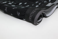 Disponibili in una varie colori accattivanti, tra cui giallo e nero, grigio e bianco, e rosso e bianco, questi slip uomo fantasia sono le migliori mutande uomo sul mercato. Realizzate con cotone elasticizzato, offrono un comfort eccezionale e una vestibilità perfetta che dura tutto il giorno.
