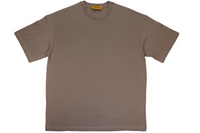 T-Shirt cotone oversize Paterson 280gr. Grigio ChiaroVestibilità Comoda e Design Moderno

La vestibilità comoda è uno dei punti forti delle T-shirt Uomo. Grazie al loro design moderno e alla cura nei dettagli, queste magliette si adattano perfettamente al corpo, offrendo libertà di movimento senza rinunciare allo stile. Che tu stia cercando una maglietta casual per il tempo libero o un abbigliamento da uomo più raffinato, la T-shirt in cotone è l’accessorio basico che fa al caso tuo.
